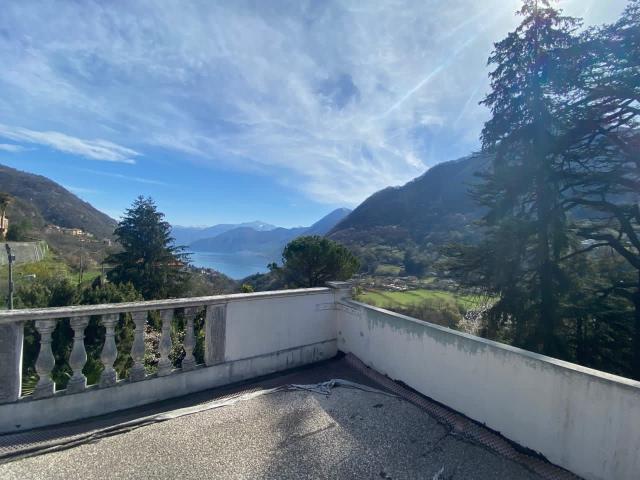 Villa Indipendente in affitto a Biazzeno, Dizzasco