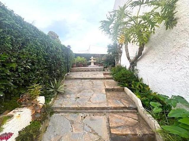 Casa en venta en Castillo de la Duquesa, Costa del Sol Occidental