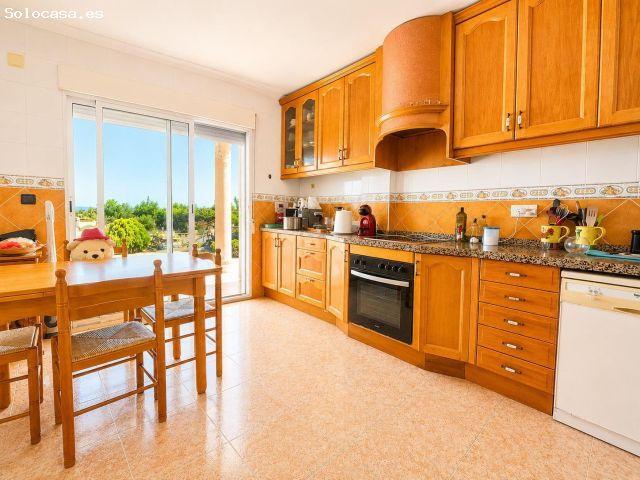 Casa en venta en Urbanització Vallgran Oest, l'Alacantí