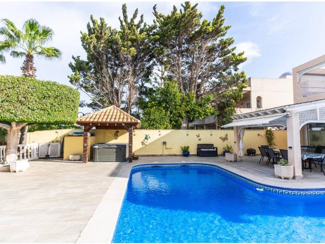 Chalet en venta en Garrucha, Andalucía