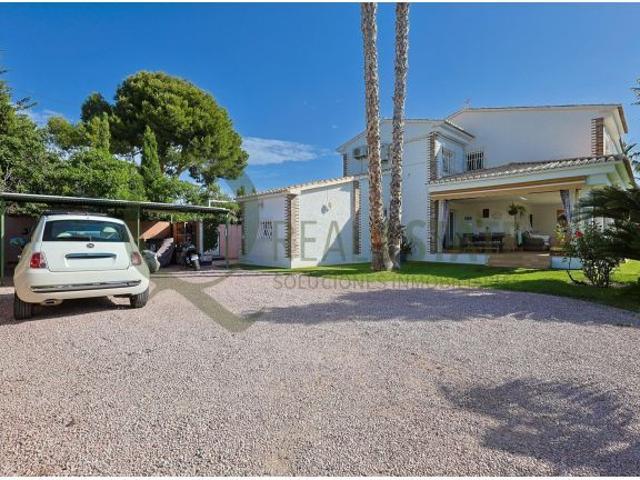 Casa en venta en Urbanització Vil·la Portes, Sant Joan d'Alacant