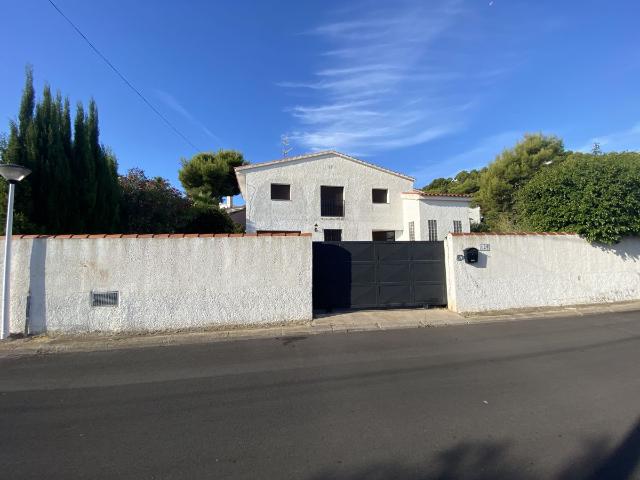 Villa en venta en Oropesa Del Mar, els Quarts