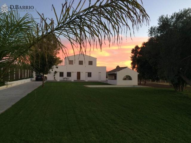 Chalet en venta en Camino de Umbrete, Espartinas