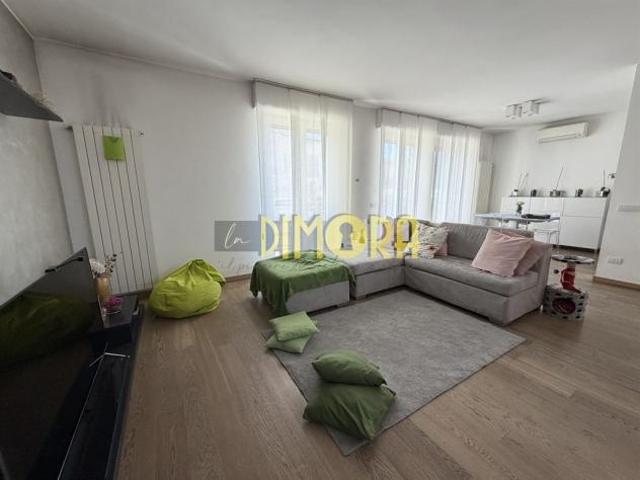Villa Indipendente in vendita a Novate Milanese, Milano