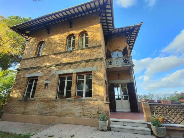 Villa Indipendente in affitto