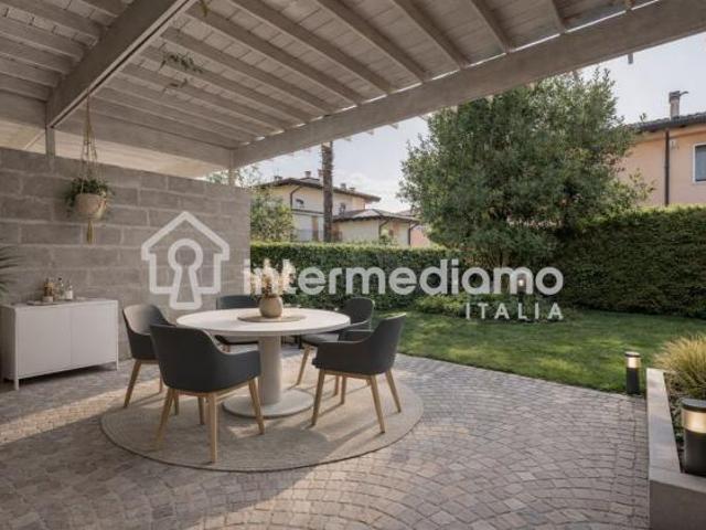 Villa Indipendente in vendita a Comunità Alto Garda e Ledro, Arco