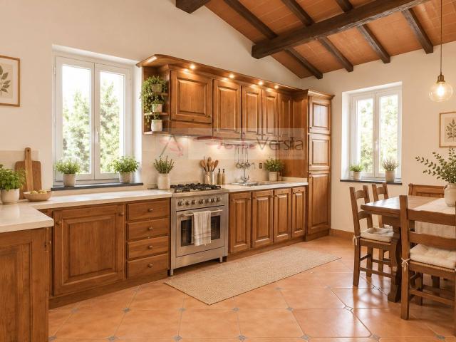 Villa Indipendente in vendita a Tonfano, Toscana