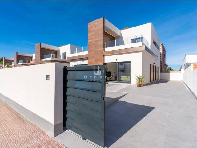 Chalet en venta en el Baix Segura / La Vega Baja, Valencia