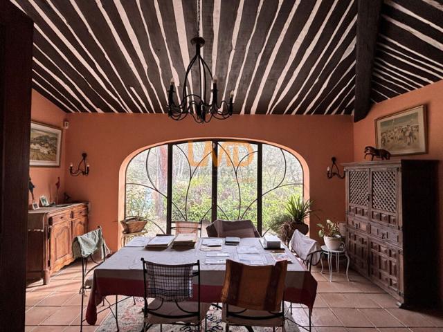 Maison vente à Aix-en-Provence, Saint-marc-jaumegarde