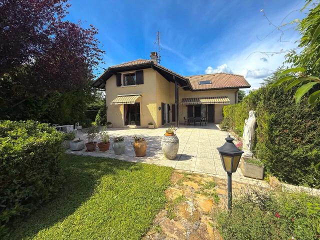 Maison vente à Saint-Julien-en-Genevois, Vétraz-monthoux