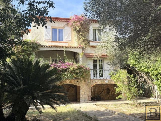 Maison location à Les Paramideaux, Le Cannet