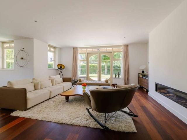 Woning te huur in Bloemendaal, Noord Holland
