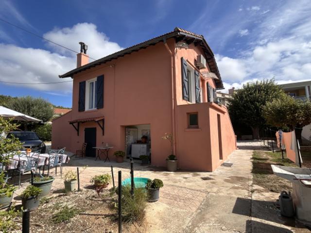Maison vente à Arrondissement de Toulon, Six-fours-les-plages