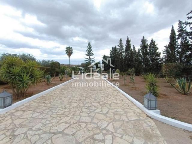 Villa location à Beni Khalled