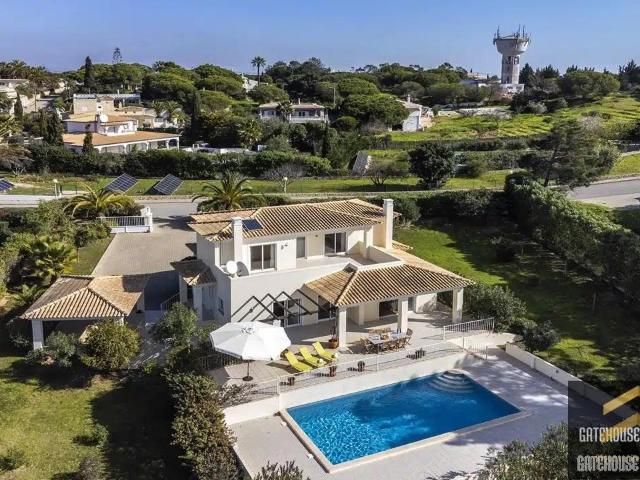 Vivenda venda em Carvoeiro, Faro