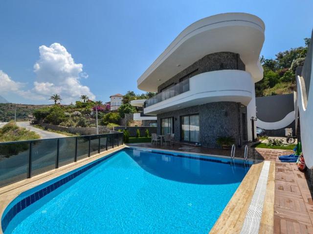Muratpaşa, Antalya içerisinde satılık Villa
