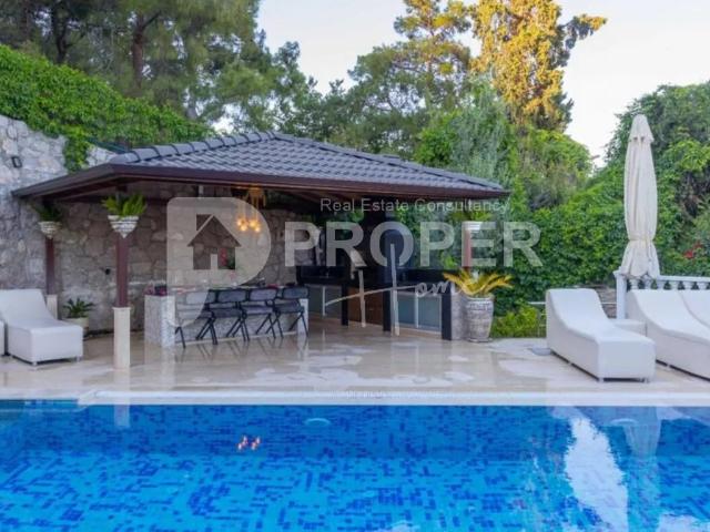 Kemer, Antalya içerisinde satılık Villa