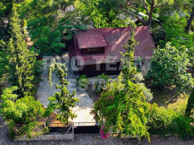 Kemer, Antalya içerisinde satılık Villa
