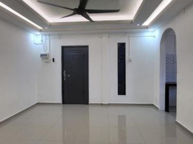 Flat for sale in Bukit Ledang, Johor