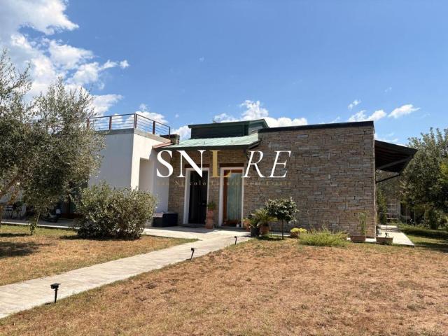 Chalet en venta en Nou Barris, Barcelonès