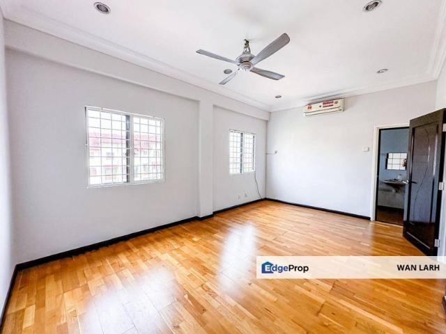 House for sale in Country Heights Damansara, Kuala Lumpur