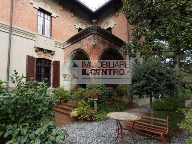 Villa Indipendente in vendita a Sarzana, Liguria