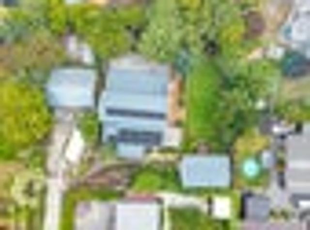 House for sale in Chaslands, Canterbury