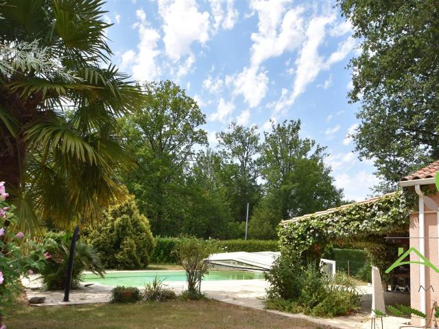 Maison vente à Nontron, Nouvelle-Aquitaine