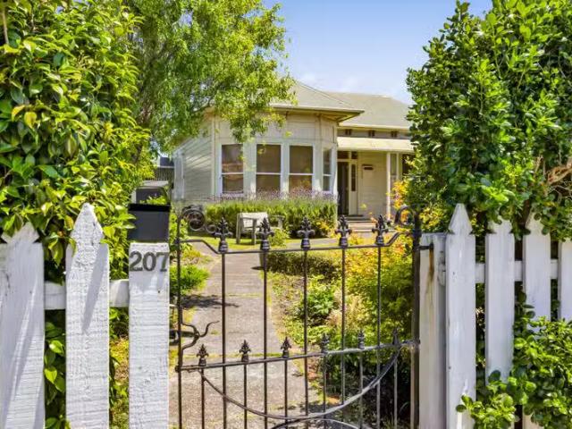 House for sale in Taranaki