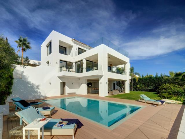 Chalet en alquiler en La Alquería-El Paraíso, Costa del Sol Occidental