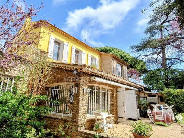 Maison vente à La Seyne-sur-mer, Mauvéu Maison vente à La Seyne-sur-mer, Mauvéu