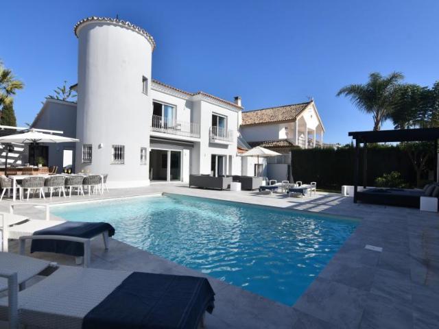 Chalet en alquiler en Rícmar, Costa del Sol Occidental