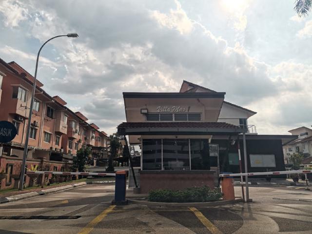 Townhouse for sale in Country Heights Damansara, Kuala Lumpur