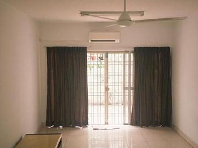 Townhouse for sale in Country Heights Damansara, Kuala Lumpur