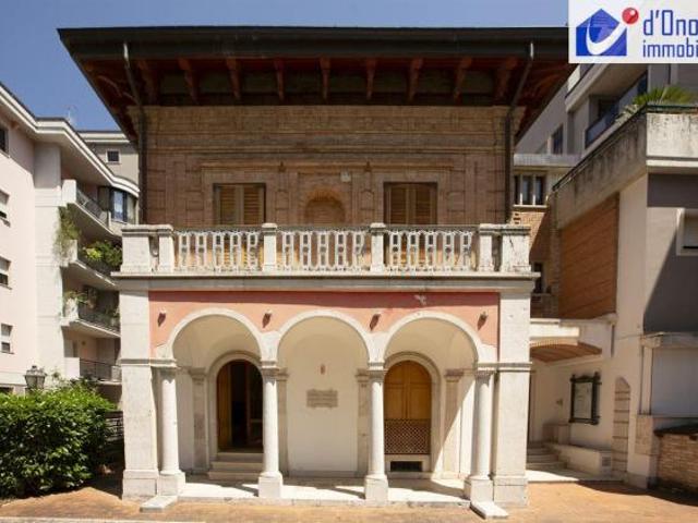 Villa Indipendente in vendita a Campobasso, Molise