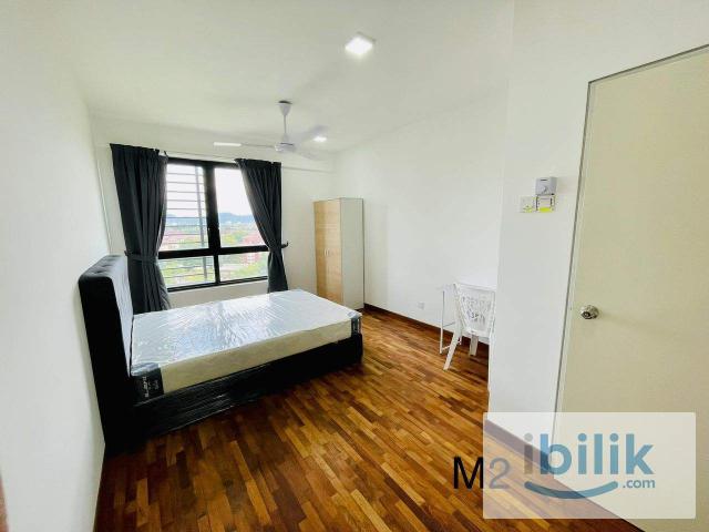 Room for rent in Petaling, Alam Impian