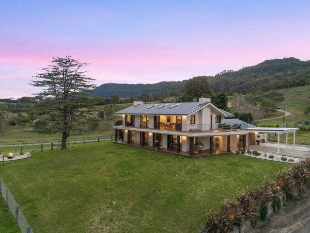 Cottage for sale in Meroo Meadow