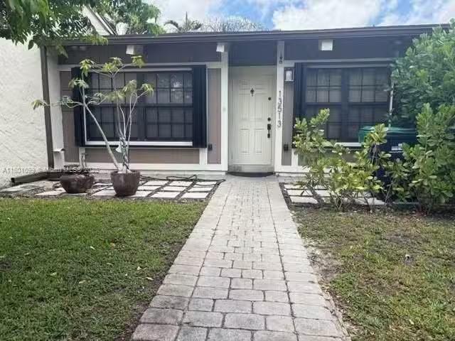 House for rent in Miami