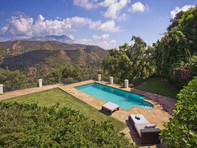 Casa en alquiler en Artola, Costa del Sol Occidental