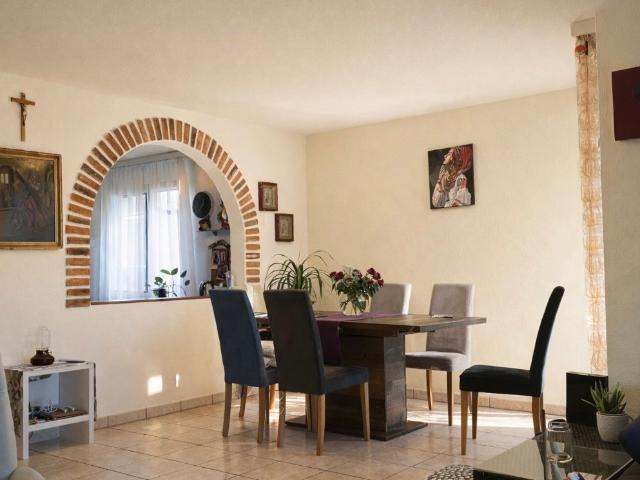 Reihenfamilienhaus kaufen in Cadenazzo, Tessin