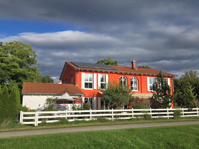Villa kaufen in Stadtbergen, Bayern