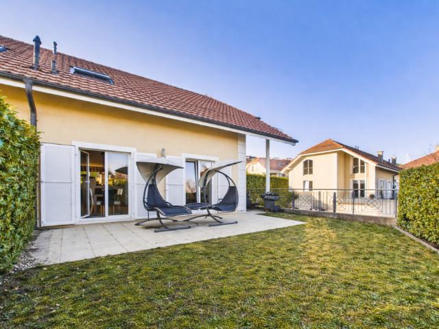 Einfamilienhaus kaufen in Grandson, Waadt
