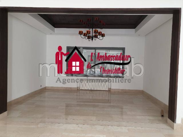 Villa vente à Anfa, Gharb-Chrarda-Beni Hssen