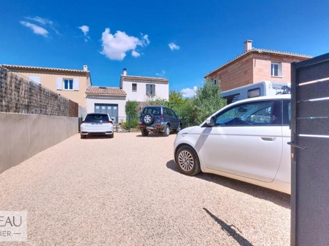 Maison vente à Apt, La Bastide-des-jourdans