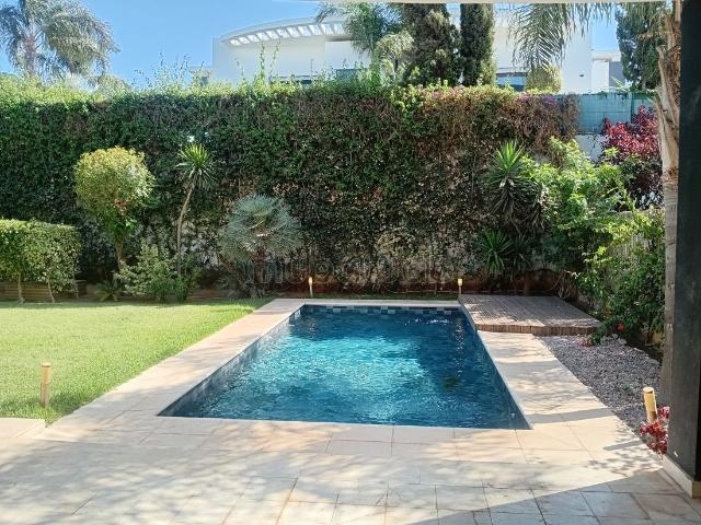 Villa vente à Bouskoura, Gharb-Chrarda-Beni Hssen