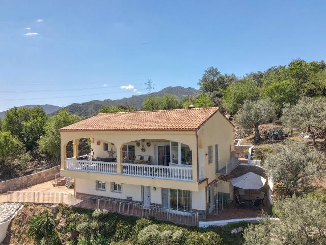 Casa en venta en Sierra de las Nieves, Andalucía