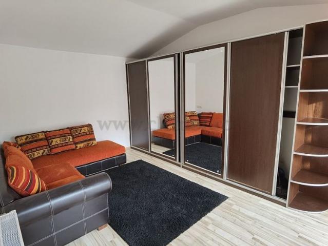 Casă închirieri în Colțea, București