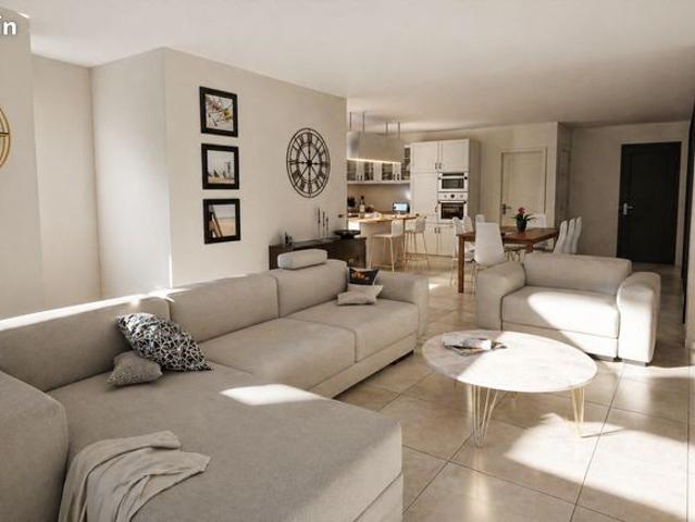 Maison vente à Nîmes, Saze