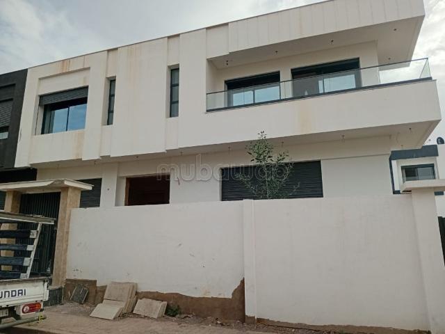 Villa vente à Bouskoura, Gharb-Chrarda-Beni Hssen