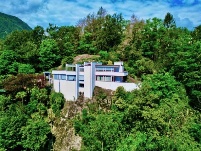 Einfamilienhaus kaufen in Losone, Tessin